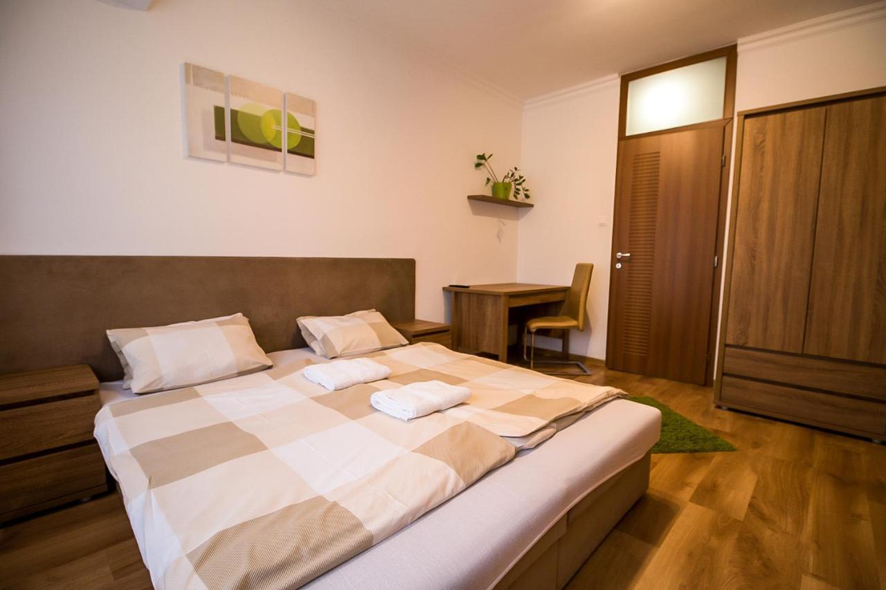Thermal Next II Weninger Apartman Kiskunhalas Extérieur photo
